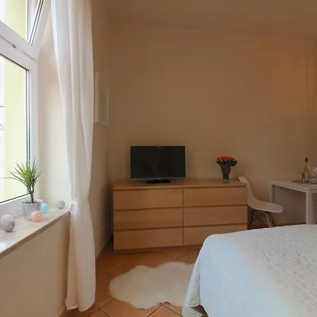Florian Gate Pijarska Apartment Krakow